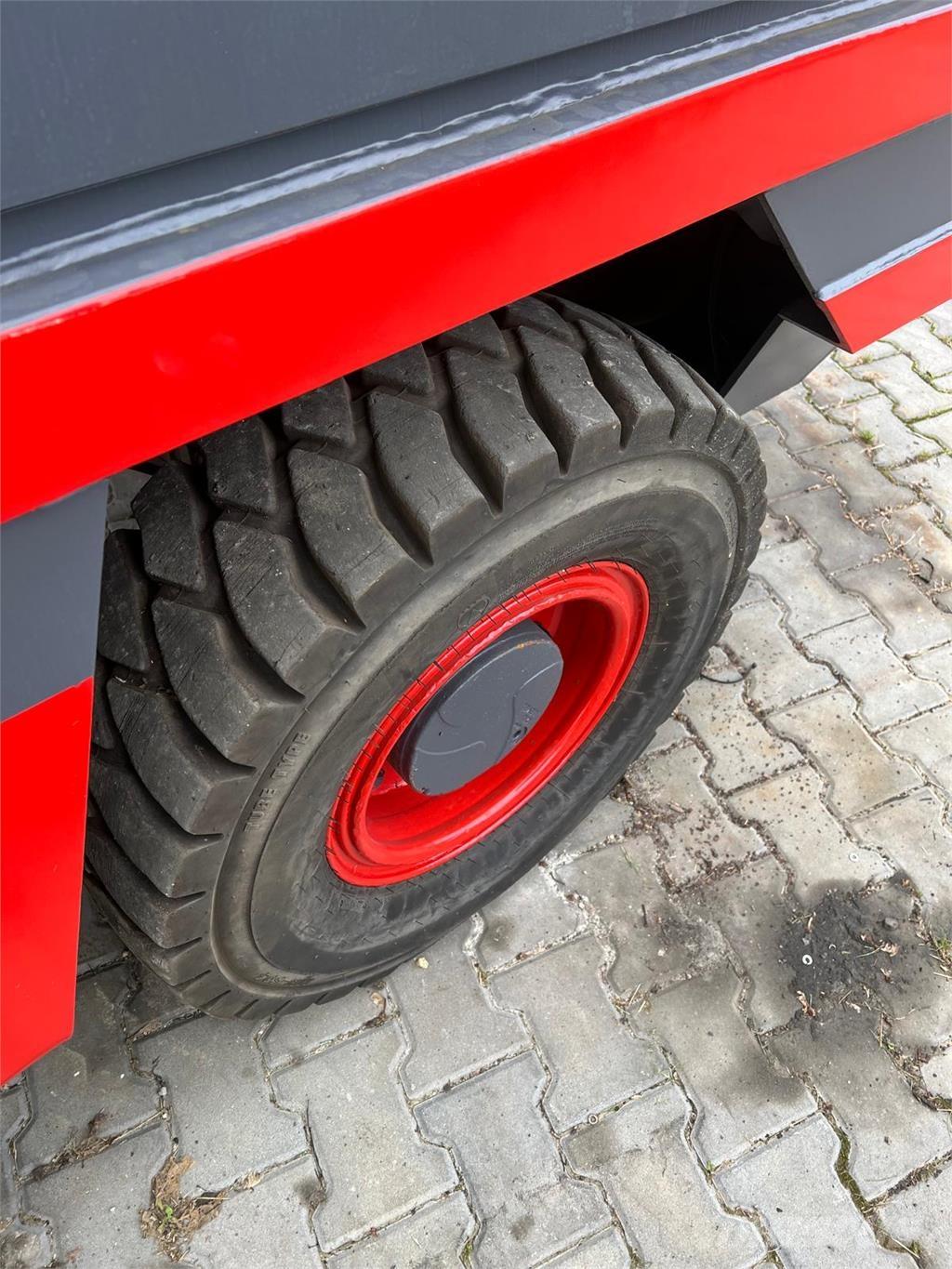 Linde S50D Боковые погрузчики