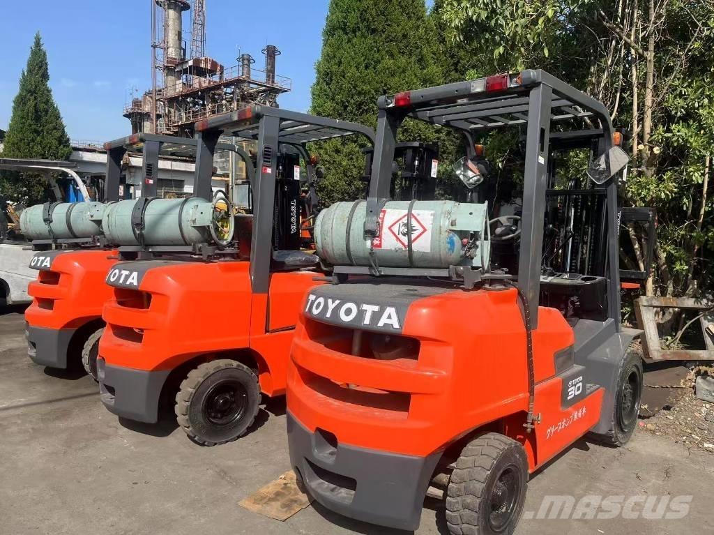 Toyota FD 30 Дизельные погрузчики