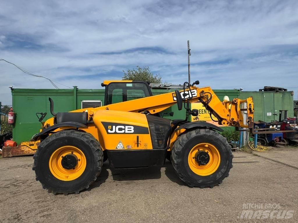 JCB 526-56 Agri Сельскохозяйственные телескопические погрузчики