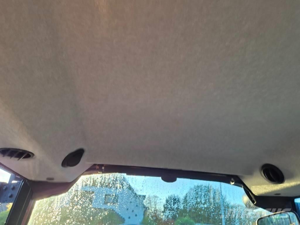 Valtra A105 HiTech Трактора