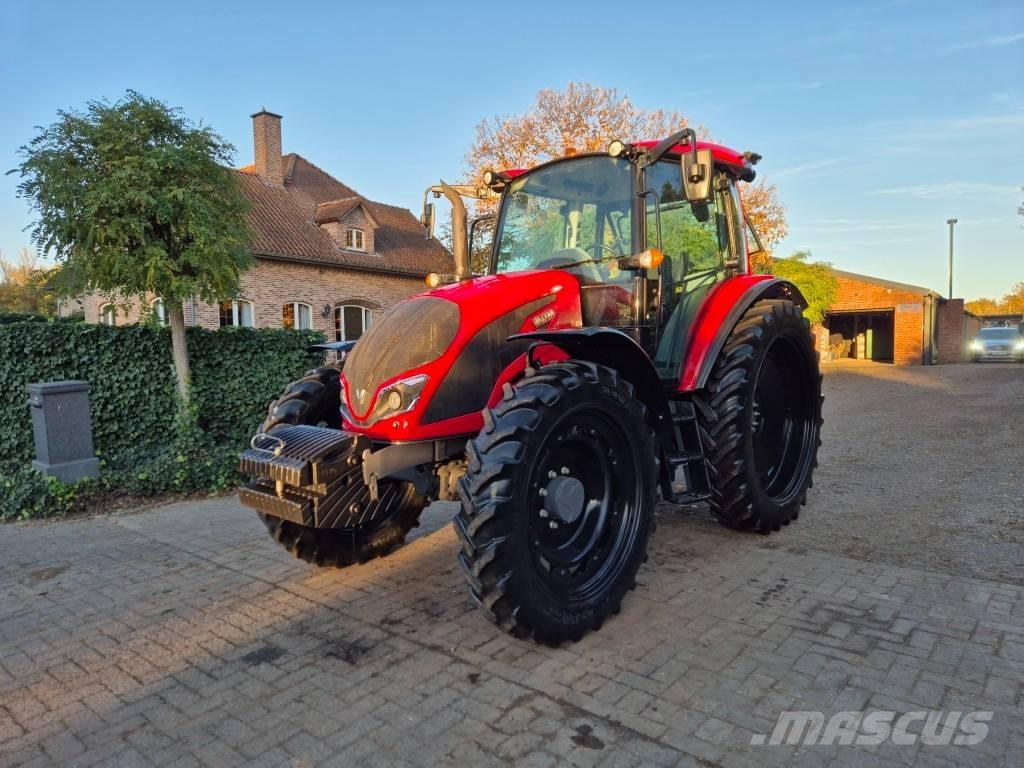 Valtra A105 HiTech Трактора