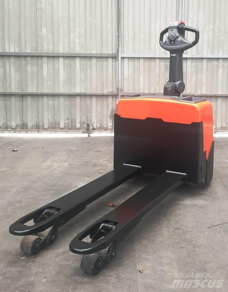 BT LWE 130 Minimover Ручные электрические тележки