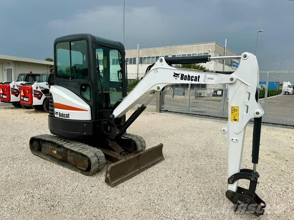 Bobcat E 26 EM Мини-экскаваторы