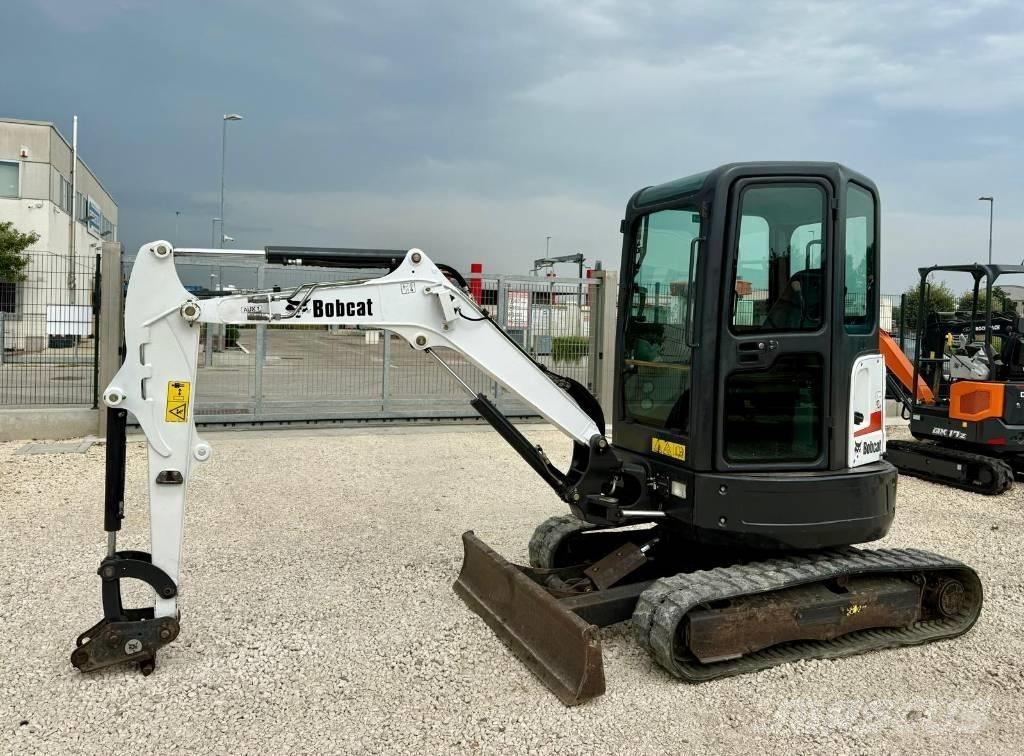 Bobcat E 26 EM Мини-экскаваторы