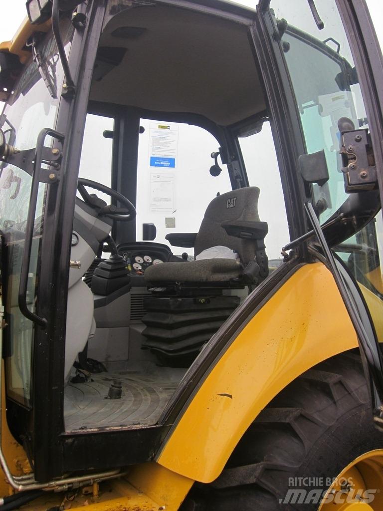 CAT 428E 4x4 Экскаваторы-погрузчики