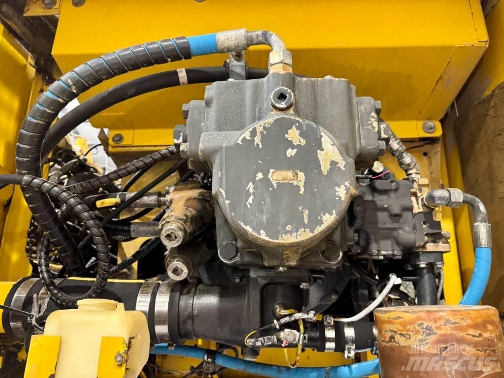 Komatsu PC 490 LC-10 Гусеничные экскаваторы