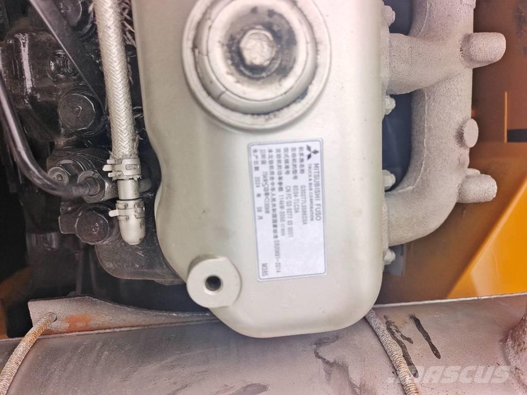 Sany SY 215 C Гусеничные экскаваторы