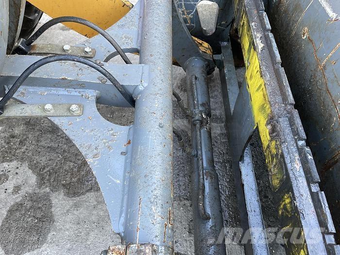 Liebherr L506C Фронтальные погрузчики