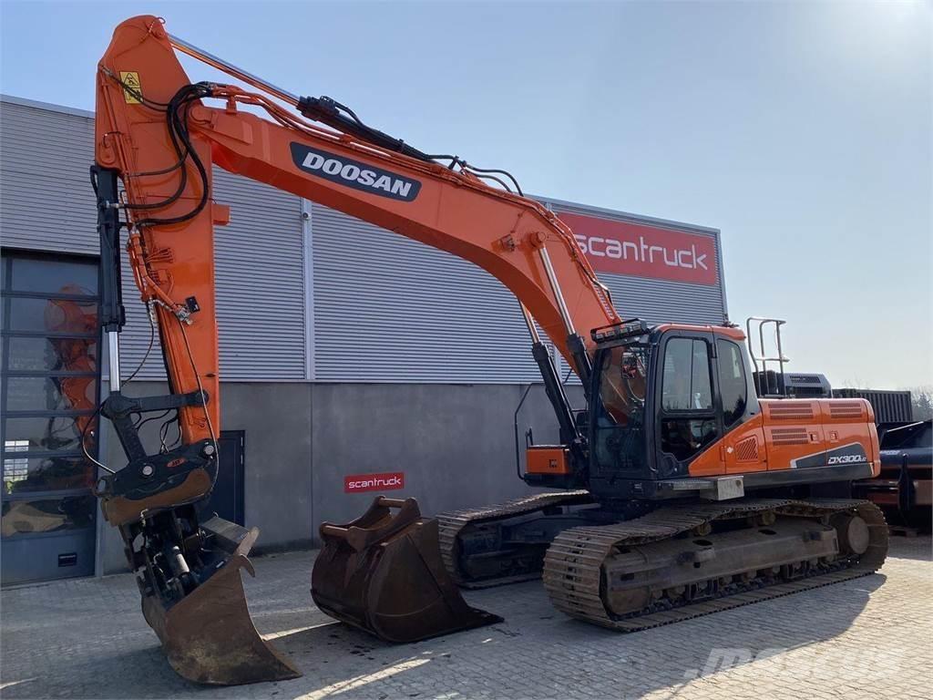 Doosan DX300LC-5 Гусеничные экскаваторы