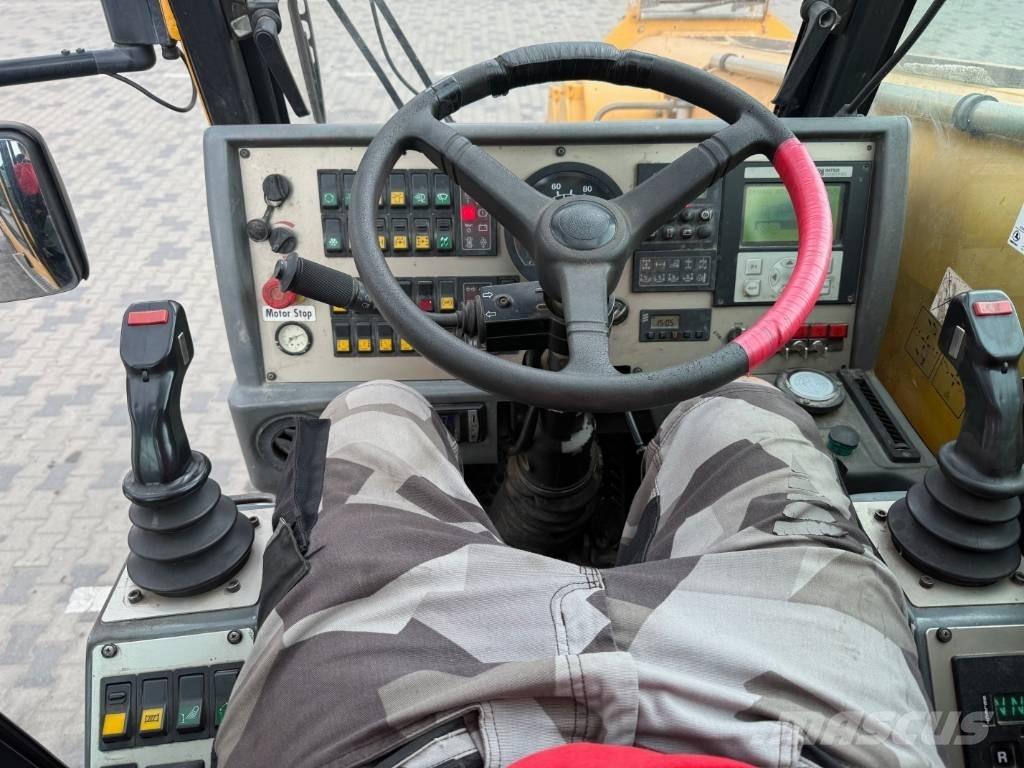 Demag AC 40-1 City Автокраны