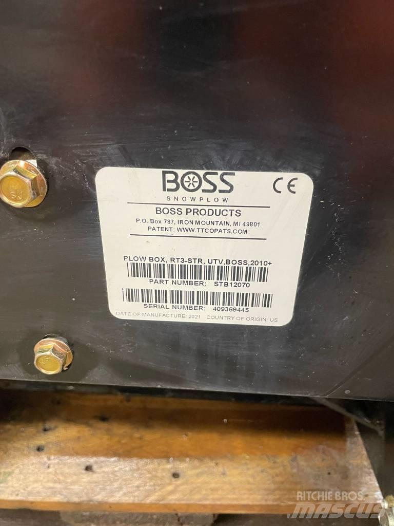 Boss SK-R 6' Box Plow Снежные отвалы и плуги