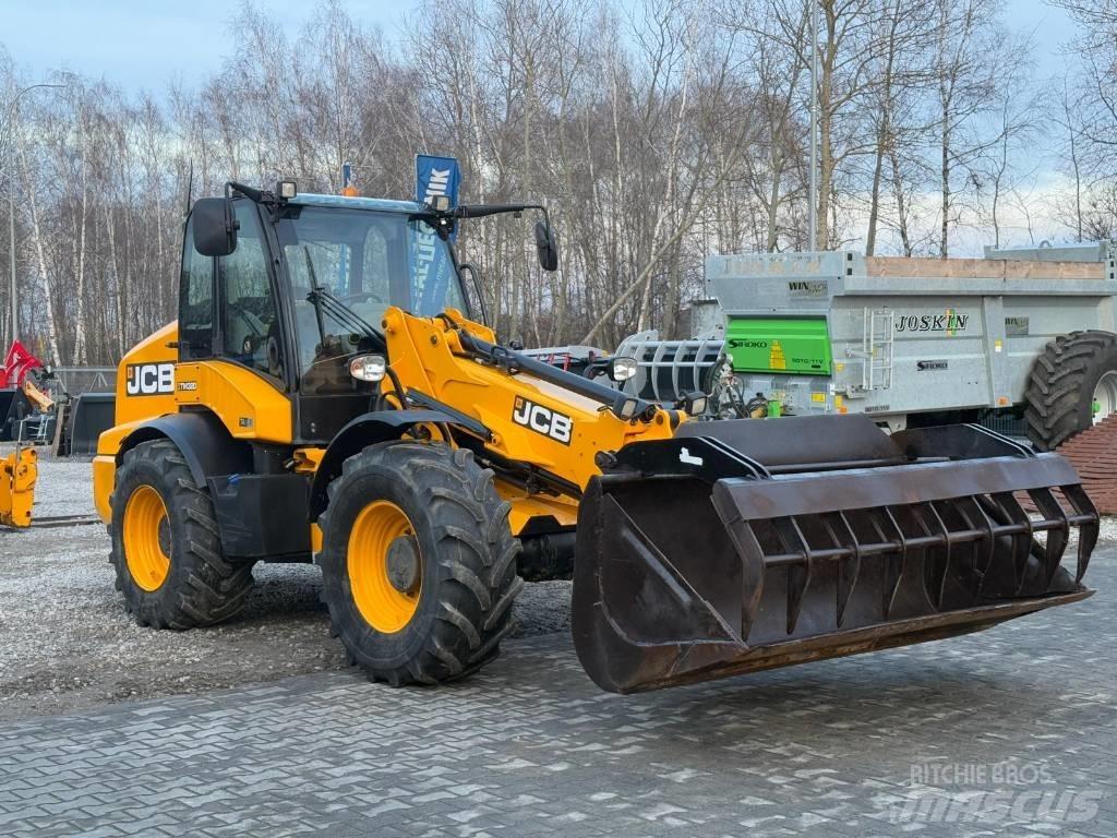 JCB TM 320 Сельскохозяйственные телескопические погрузчики