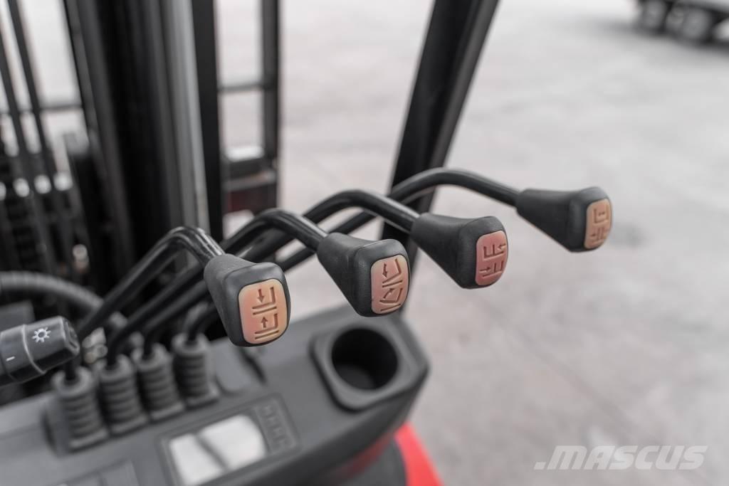 Manitou MI 30 D Дизельные погрузчики
