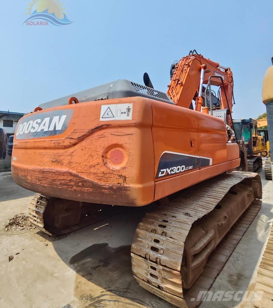 Doosan DX 300 LC Гусеничные экскаваторы