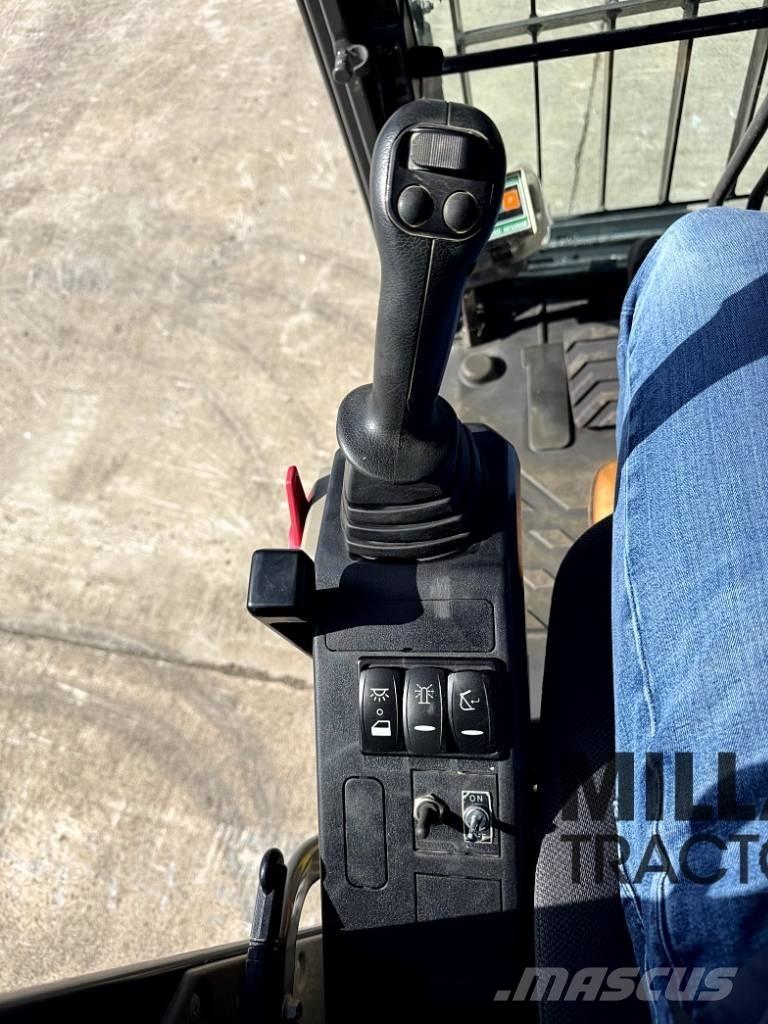 Volvo ECR235EL Гусеничные экскаваторы