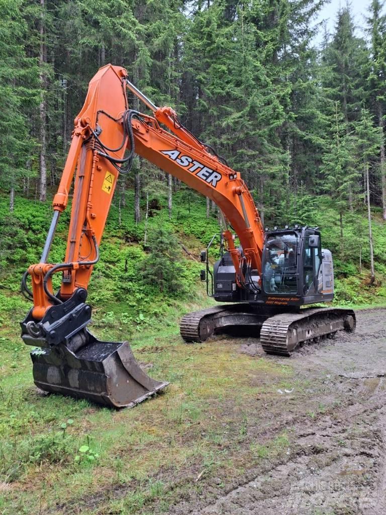 Hitachi ZX 225 US LC Гусеничные экскаваторы