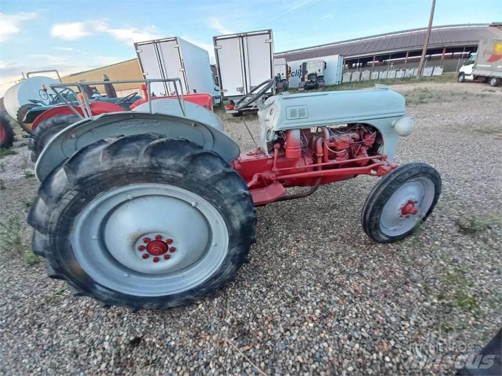 Ford 8N Трактора