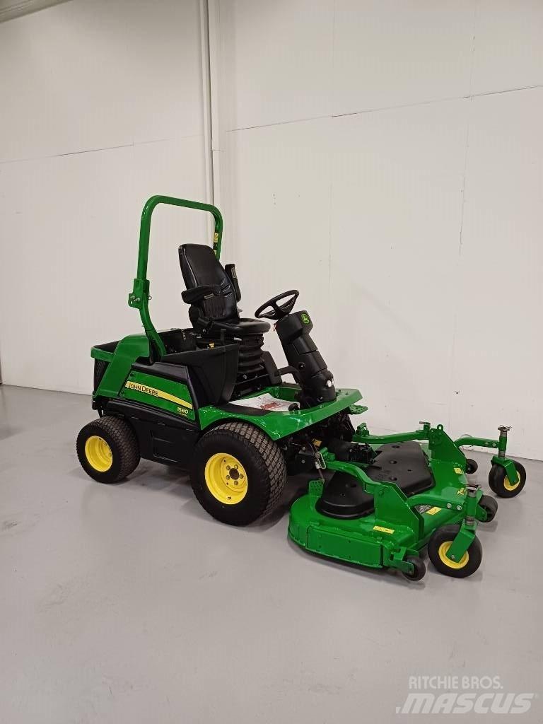 John Deere 1580 Самоходные газонокосилки