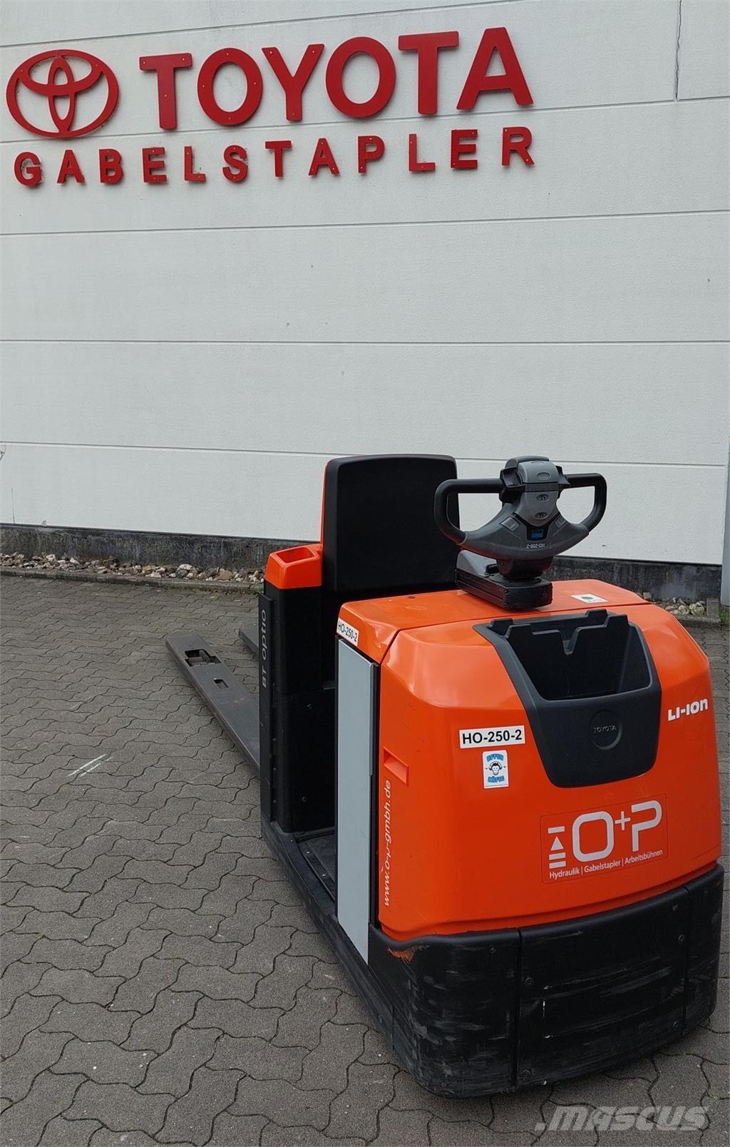 Toyota OSE 250 Горизонтальные комплектовщики