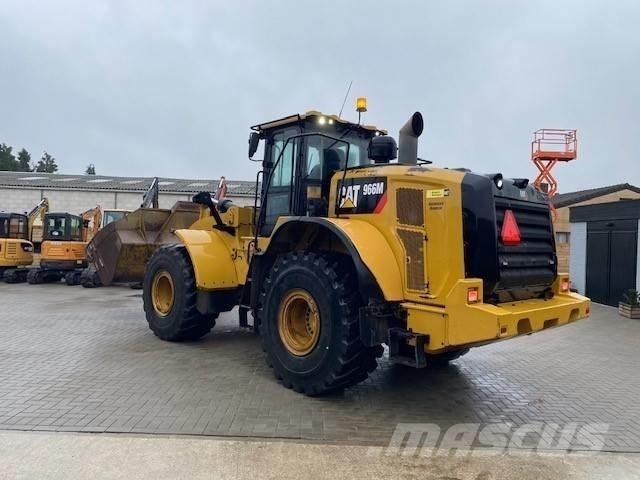 CAT 966 M Фронтальные погрузчики