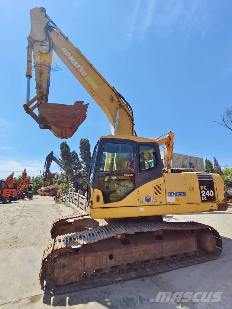 Komatsu PC 240 LC-7 Гусеничные экскаваторы