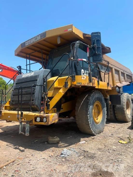 CAT 773 D Карьерные самосвалы