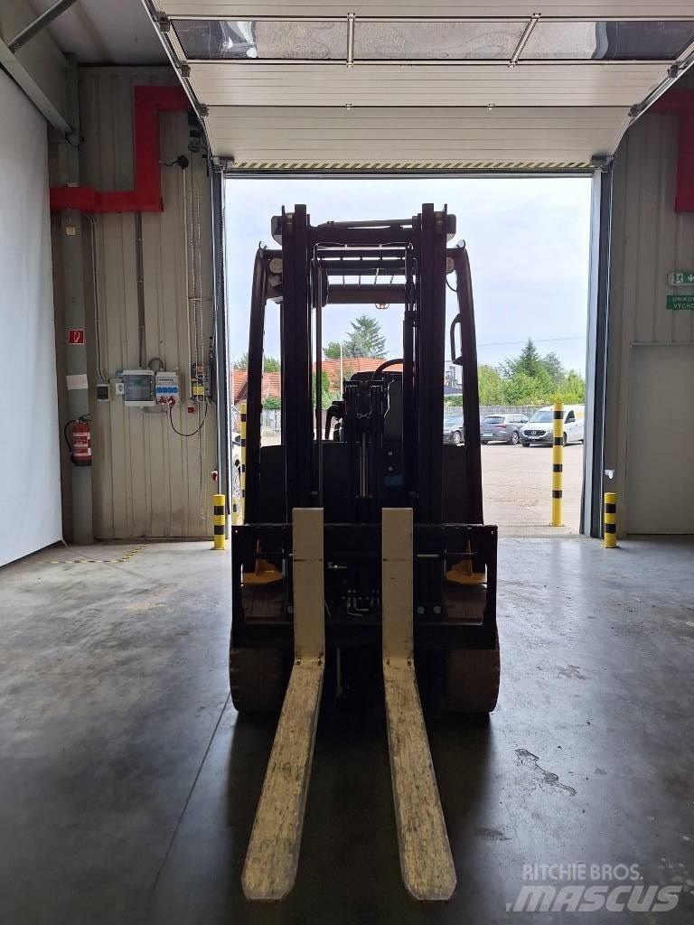 Yale ERP 30 VL Электропогрузчики