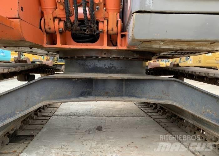 Hitachi ZX 125 Гусеничные экскаваторы