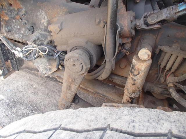 International 7400 Снежные отвалы и плуги
