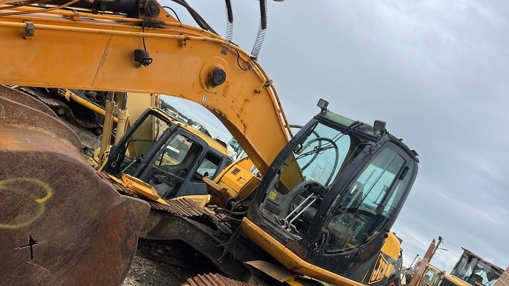 JCB 220 Боны и ковши