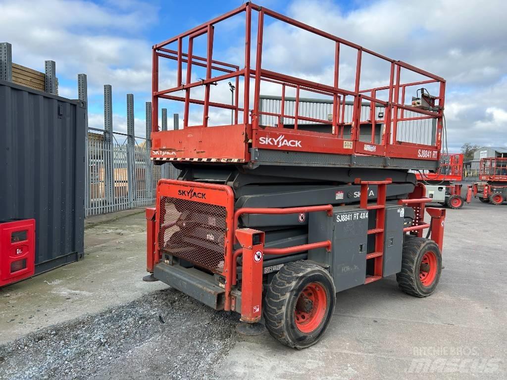 SkyJack SJ 8841 RT Ножничные подъемники