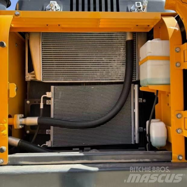 Hyundai R220-9S Гусеничные экскаваторы