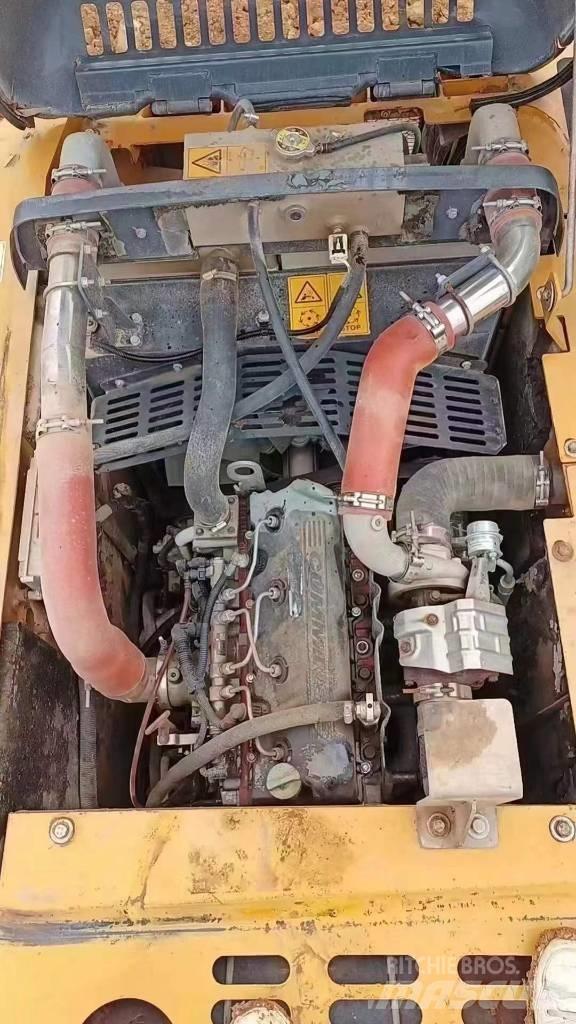 XCMG XE 135 D Гусеничные экскаваторы