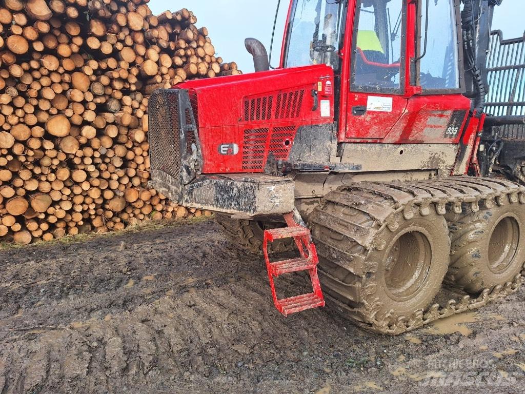 Komatsu 835 Форвардеры