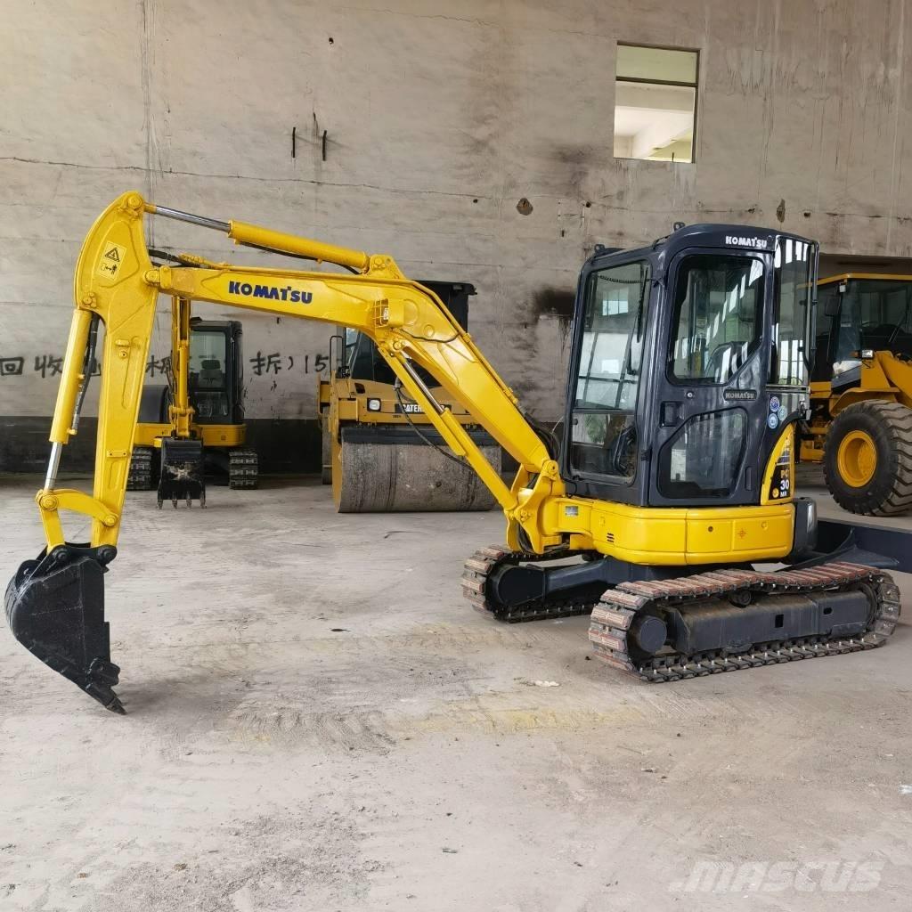 Komatsu PC30 Гусеничные экскаваторы