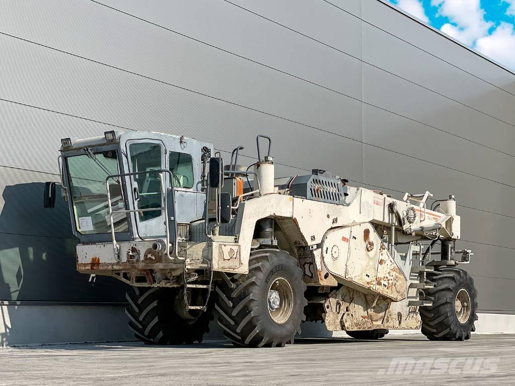 Wirtgen WR 2400 Ресайклеры