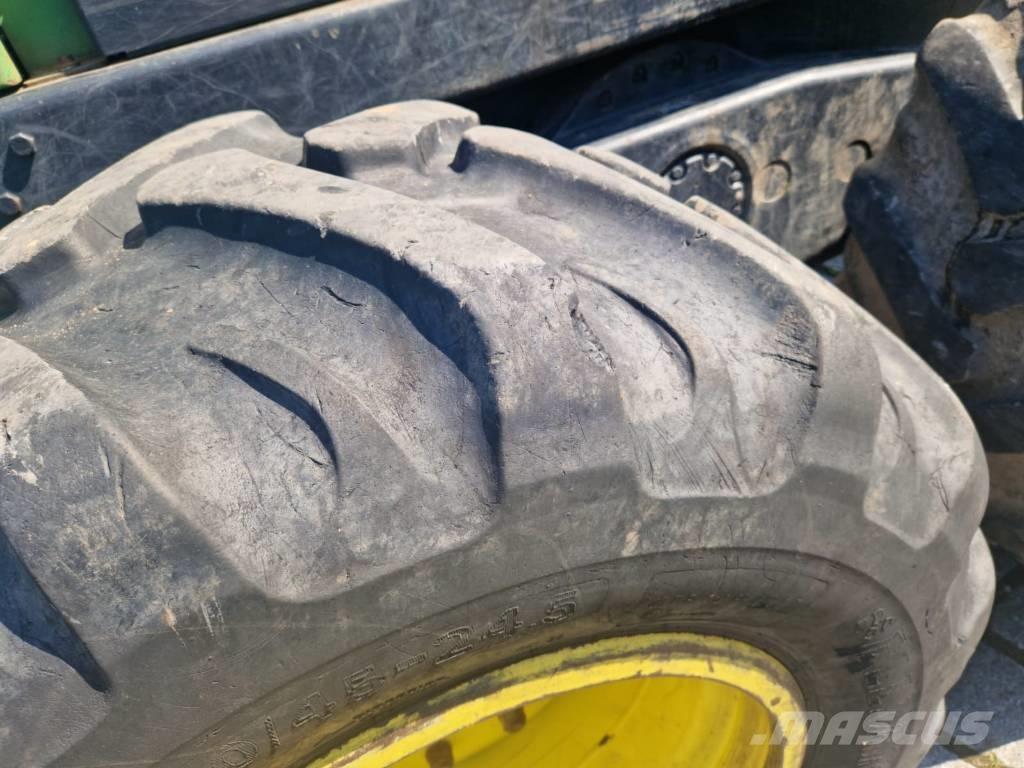 John Deere 1010 E Форвардеры