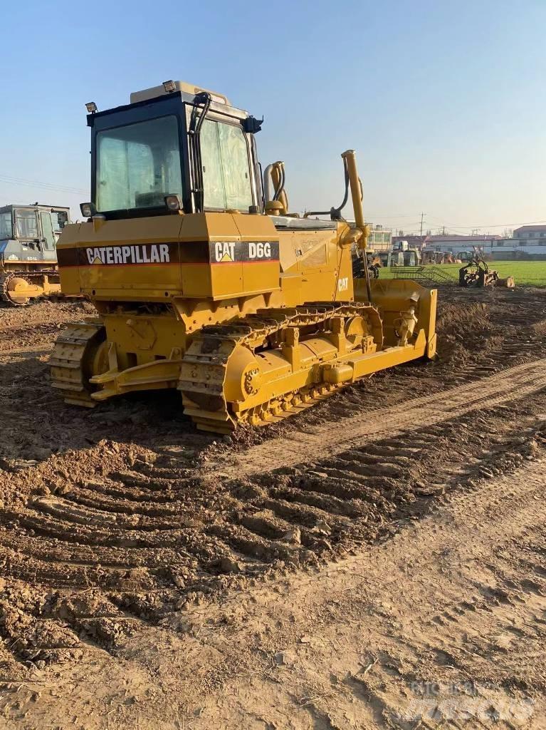 CAT D 6 G Гусеничные бульдозеры