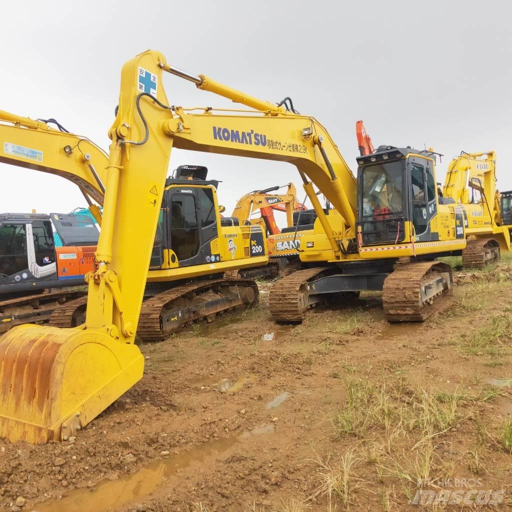 Komatsu PC200-8 Гусеничные экскаваторы