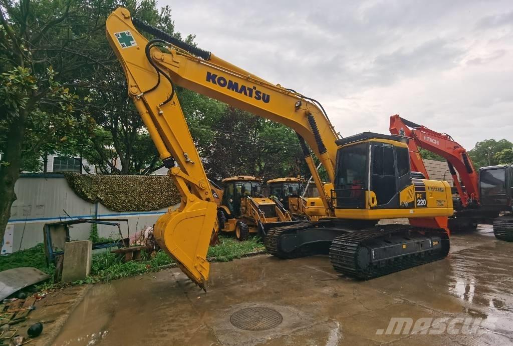 Komatsu PC220-7 Гусеничные экскаваторы
