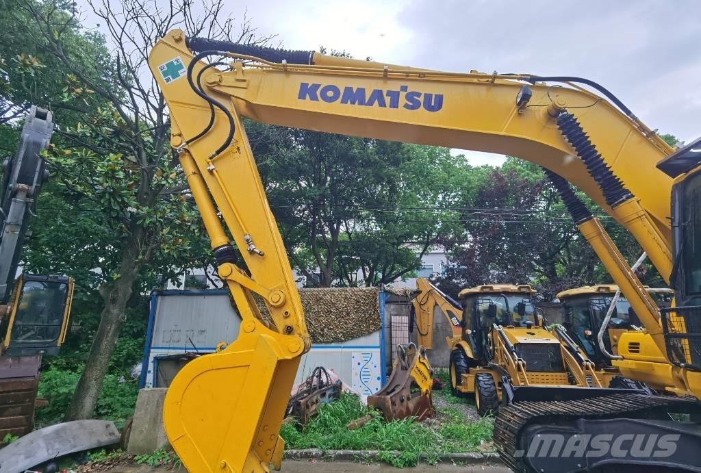 Komatsu PC220-7 Гусеничные экскаваторы