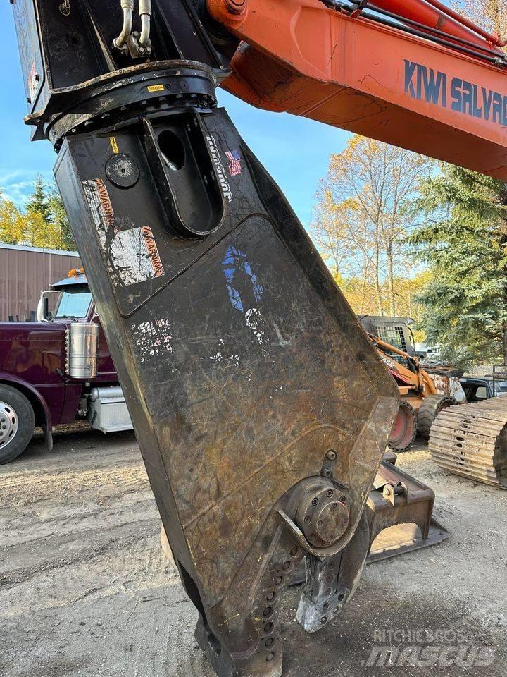Hitachi EX 200 Экскаваторы для разрушения