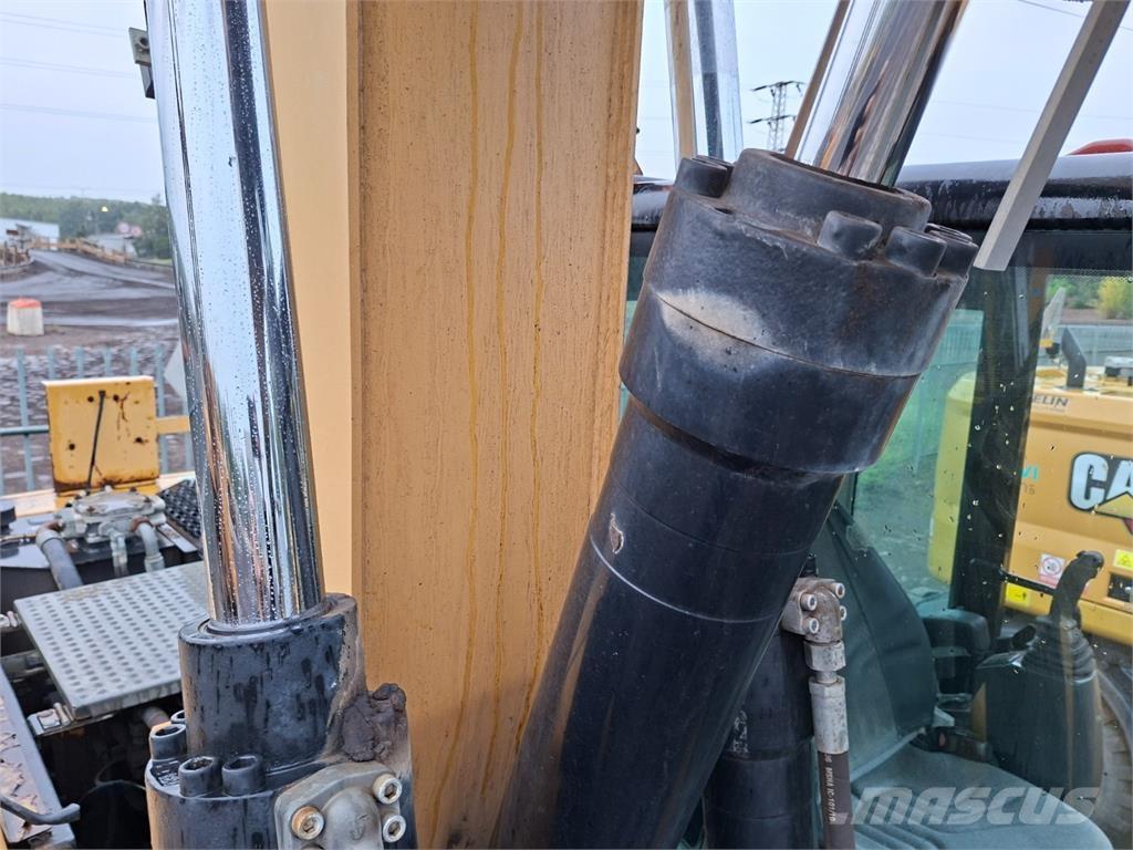 CAT M313D 4X4 Строительная техника - Другие