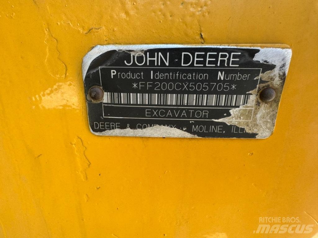 DEERE 200 LC Гусеничные экскаваторы