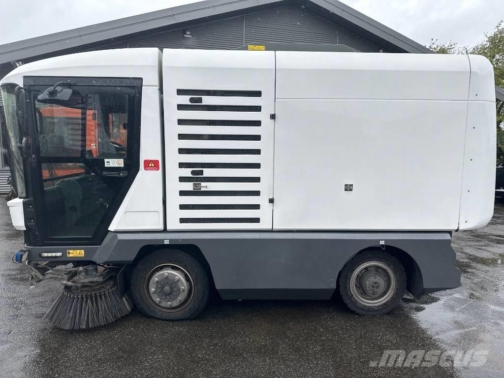 Ravo 540 STH Вакуумные уборочные машины