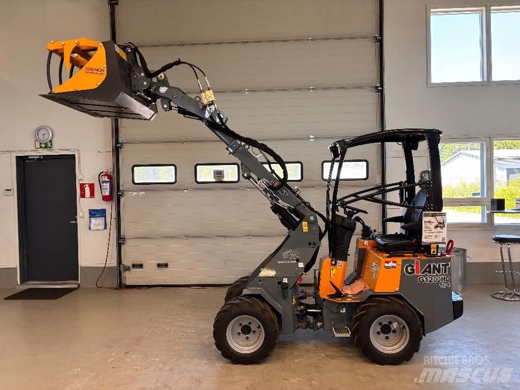 GiANT G 1200 TELE Многофункциональные сельскохозяйственные погрузчики