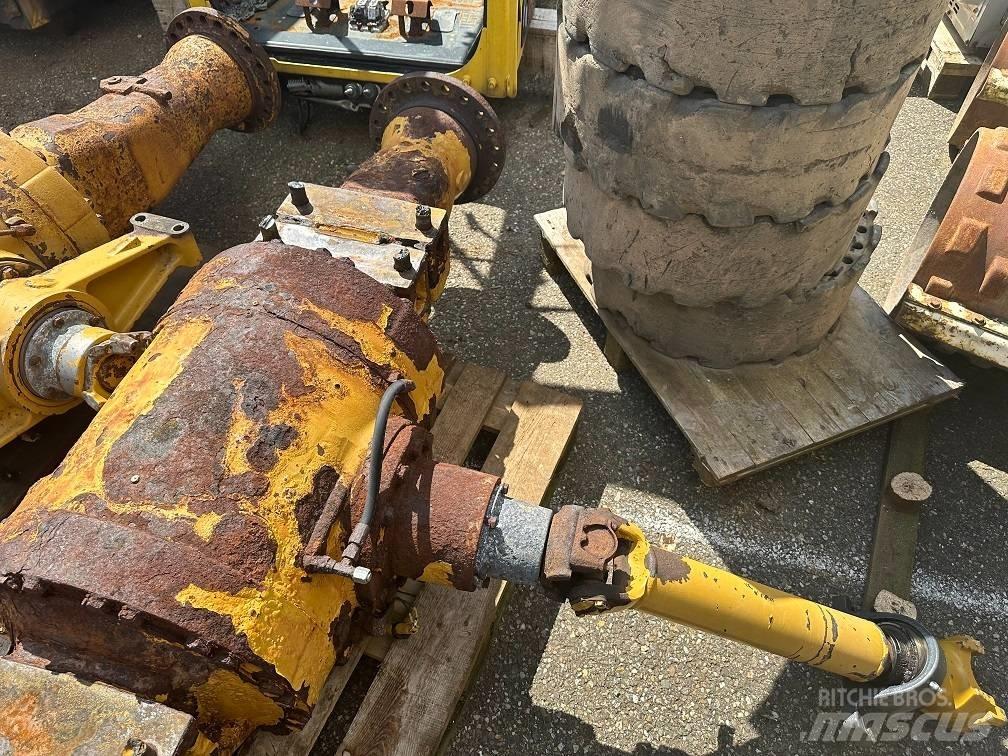 CAT 950 G front axel Оси