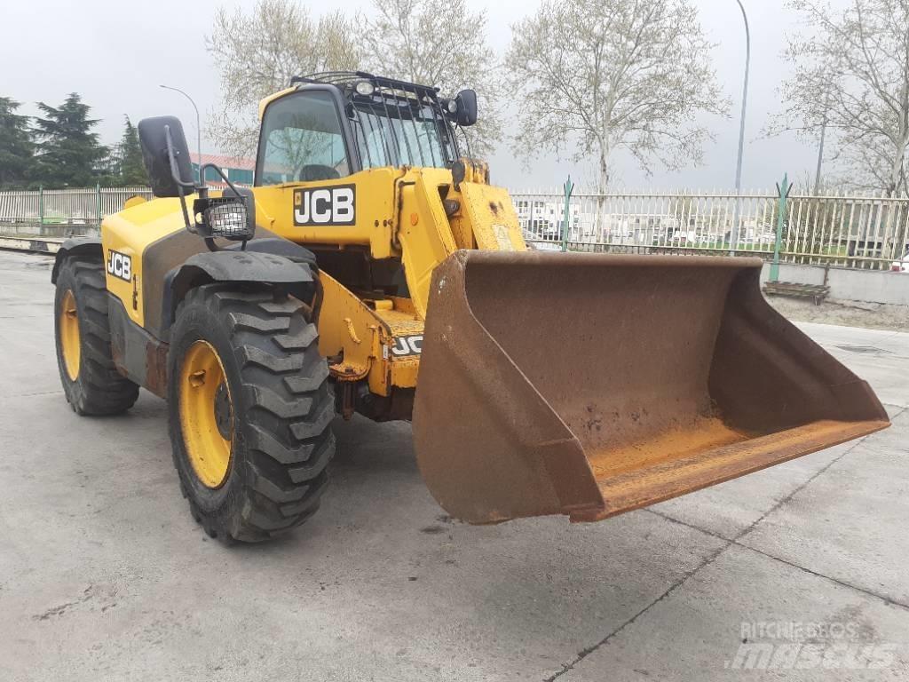 JCB 531-70 Agri Телескопические погрузчики