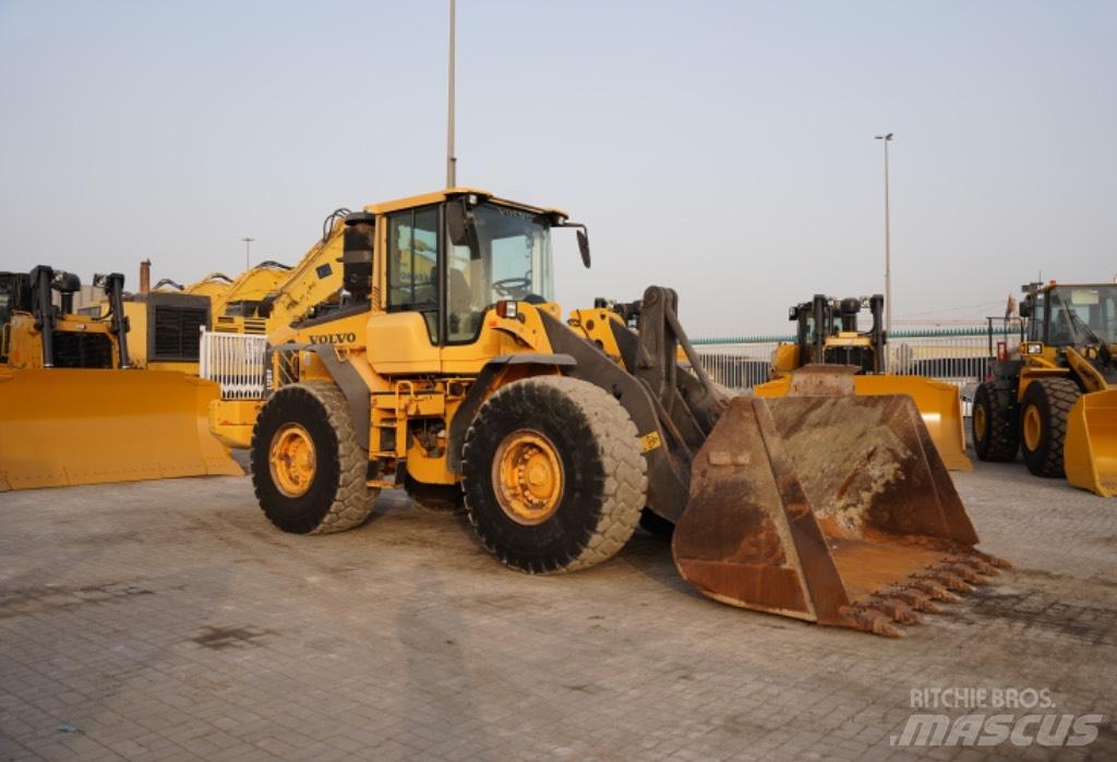 Volvo L 120 F Фронтальные погрузчики
