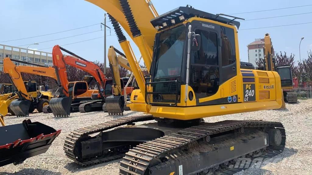 Komatsu PC 240 LC Гусеничные экскаваторы
